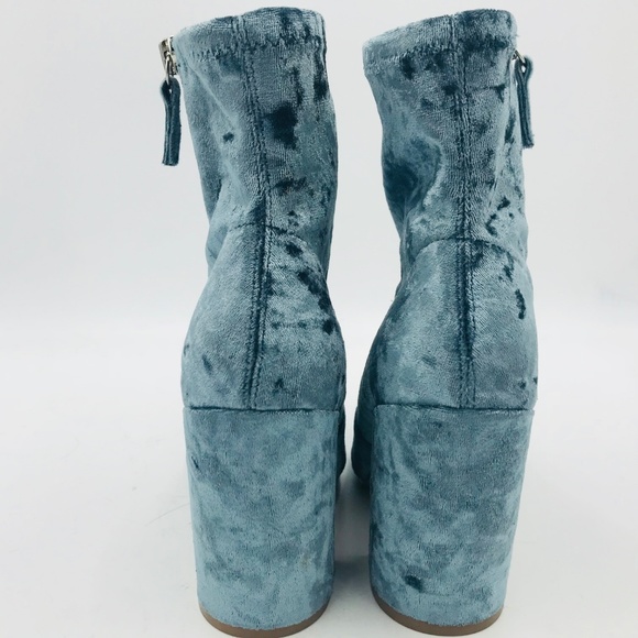 STEVE MADDEN Crushed Blue Velvet Ankle Boots NWOB - Picture 7 of 7